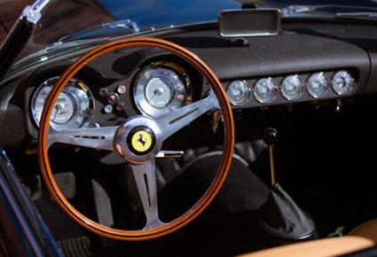 سيارة Ferrari 250 GT  الرياضية مقابل 8.250.000 دولار 